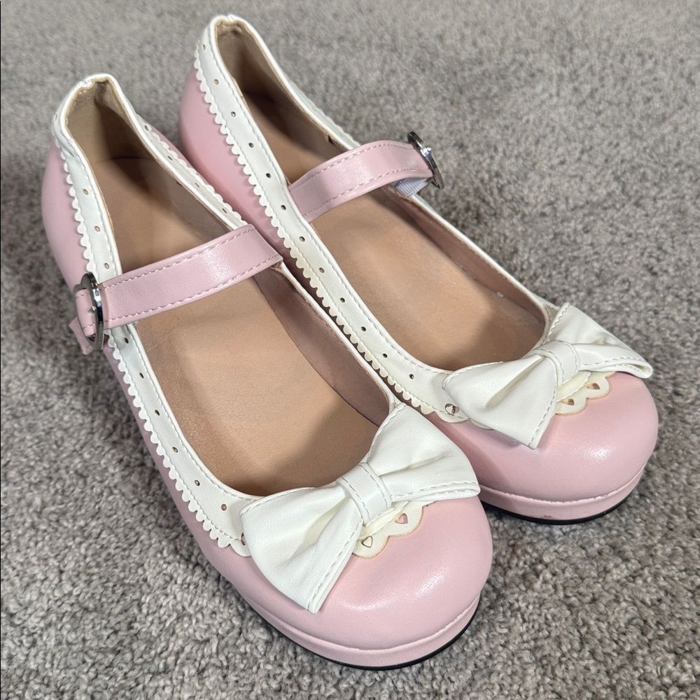 Women’s Pink Chunky Heel Mary Jane Pumps Cute Bow & Hearts Round Toe Size 4.5